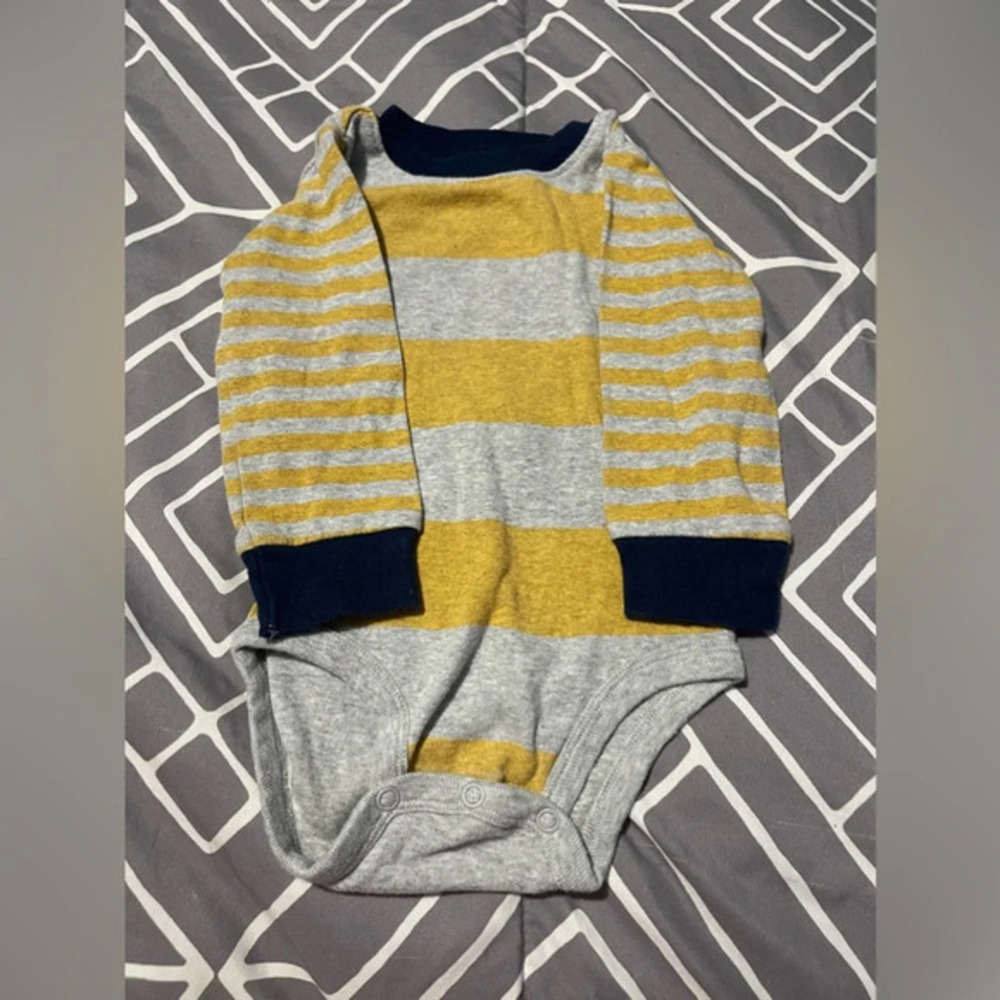 12 Months Carters sleeper! Fall is coming fast 🍁🍂